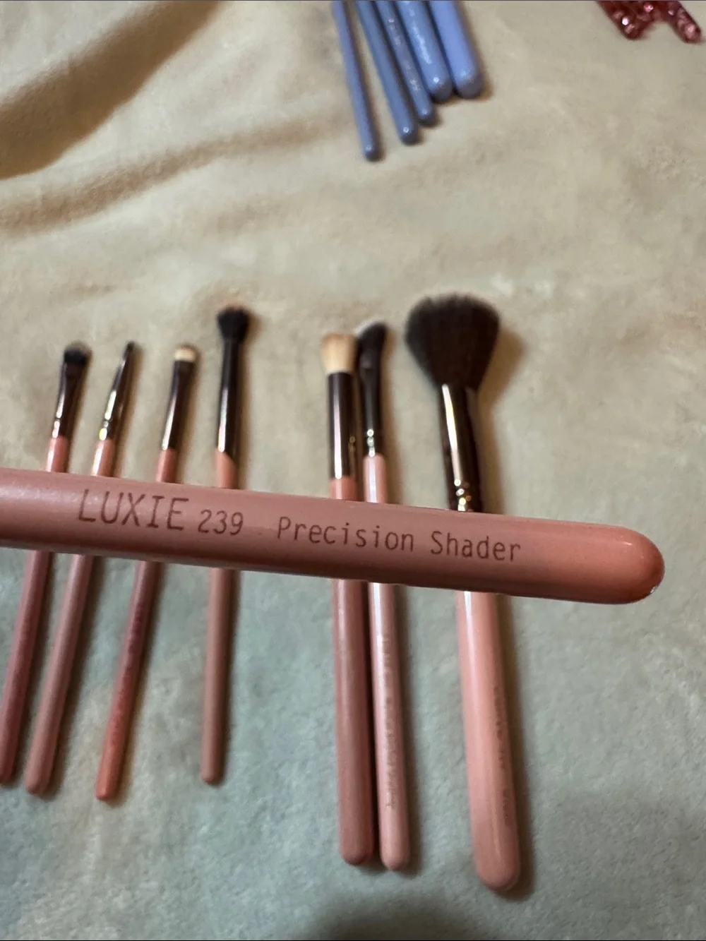 Luxie Pink and Rose Gold 8-Piece Brush Set - Soft Bristle Makeup Kit